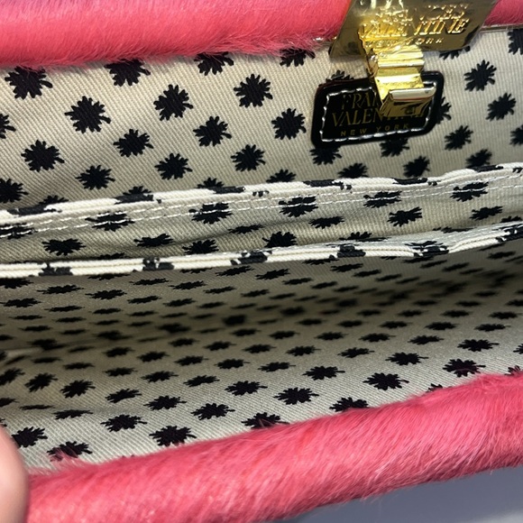 BNWT France’s Valentine Kiss lock - Picture 9 of 11